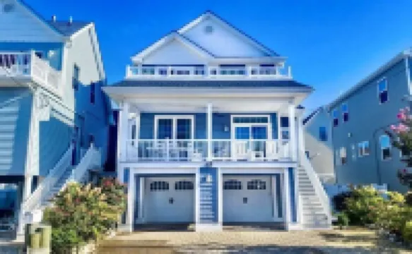 4-Bedroom Vacation Home Steps to Seaside Heights Boardwalk