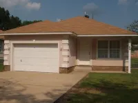 1109 S. Boston Pl 3 bedroom, 2 bath house Hotels near Arkansas Tech University