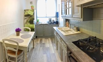 ! Naturalbnb ! Superbes Chambres d'hôtes thématiques & écologiques, au Calme Avec Parking Gratuit !