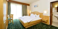 Hotel Alex