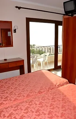 Hotel Haromar