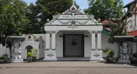 日惹巴提克飯店 Gedong Tengen住宿飯店