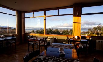Altos Ushuaia Hotel & Resto