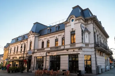 Hotel Splendid 1900 Hotels near Statuia lui Ion Oblemenco