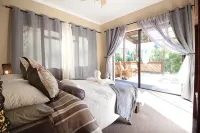 Tube n Axe Lodge and Backpackers 치치카마 국립공원 주변 호텔