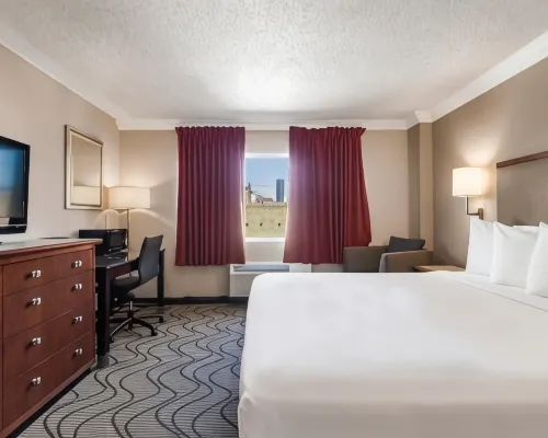 Jack London Inn Hotels near The Trappist