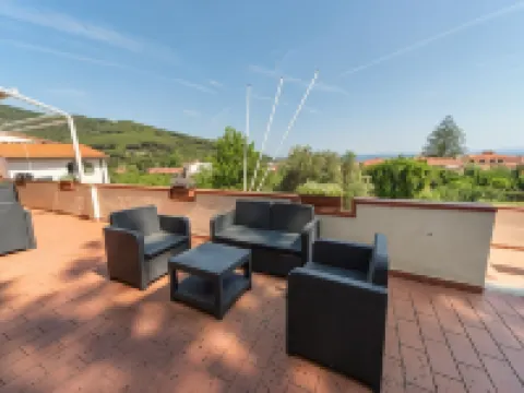 卡薩魯皮酒店 厄爾巴島酒店