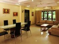 55B Hindustan Park Hotels near CGCRI