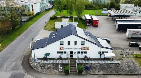 Erbacher Hof Отели в г. Саарпфальц