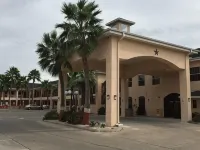 Texas Inn Alamo Hotels in San Juan