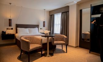 The Enniskillen Hotel and Motel