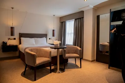 The Enniskillen Hotel and Motel Hotels in 