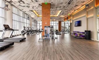 Exclusive Condo - Near Beach - Free Valet Parking