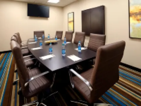 ホーソーン スイーツ バイ ウィンダム ブリッジポート / クラークスバーグ ブリッジポートのホテル