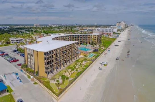 Oceanfront1st floor Hawaiian Inn - Pools Open