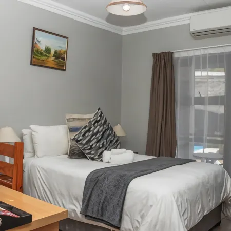 Woodpecker's Inn Guest House