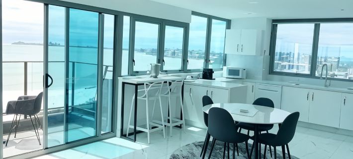 Beachfront Towers Hotels in Maroochydore