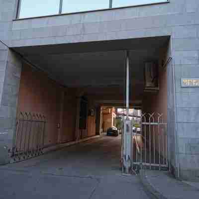 Luxury 2-Bedroom Apartments on 13 Buzand Street by Sweet Home Hotel Exterior