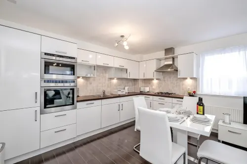Orange Apartments - Kepplestone - balcony