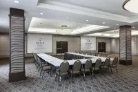 Delta Hotels Edmonton Centre Suites