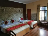 Hotel Wildlife Camp Hotel di Sauraha