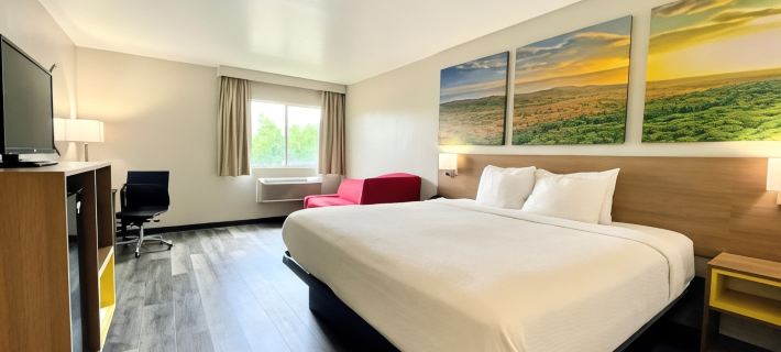 Days Inn by Wyndham Columbus IN Hotels in Bartholomew County