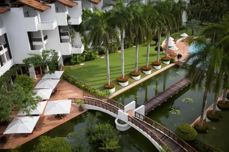 Lanka Princess All Inclusive Hotel Отели рядом со станцией Aluthgama Railway Station