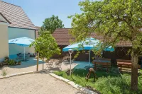 Landgasthof Weberhans Hotels in Mönchsdeggingen