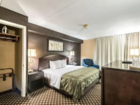 伊薩卡大學區凱藝酒店 伊薩卡酒店