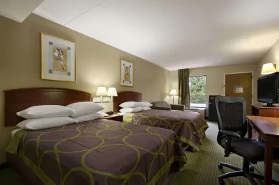Super 8 by Wyndham Calhoun Hotels in Calhoun