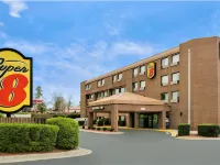 Super 8 by Wyndham Fort Wayne Hotels in Fort wayne