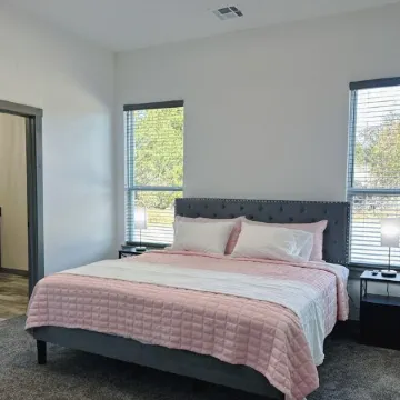 South of Norman, Cougar Cabin with Air Hockey, Fireplace