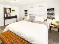 Spacious OSU Campus Gem with Modern Amenities - Charming Family Retreat فنادق في Philomath