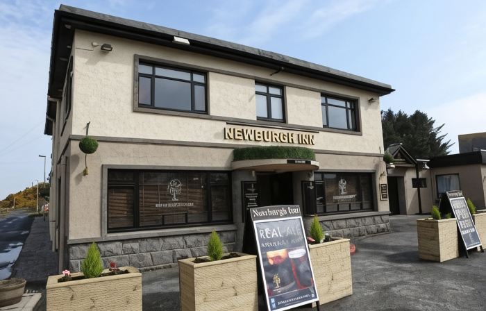 Newburgh Inn