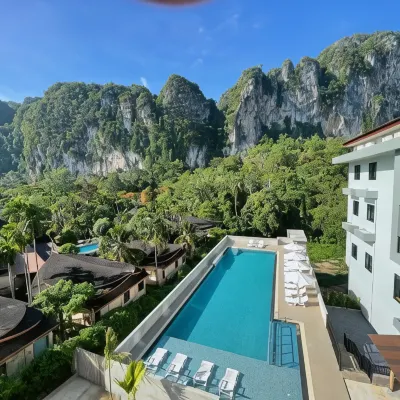 Keereen Resort - Ao Nang Krabi Hotels near Aonang Mosque