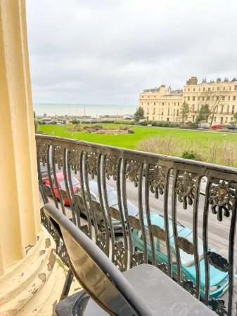 X Hotel Brunswick Square Отели в г. Сити оф Брайтон энд Хов