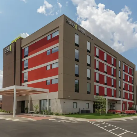 Home2 Suites by Hilton Louisville Airport Expo Center