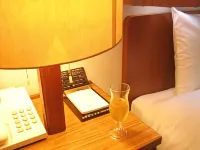 Business Hotel Sunlight Honkan