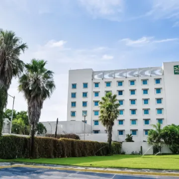 Quality Inn Monterrey la Fe