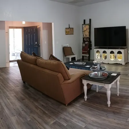 Charming 3-bedroom farm to table home
