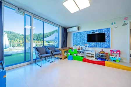 Airini Pension Отели рядом с достопримечательностью «Meta Provence»