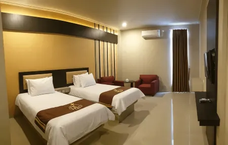 Dedy Jaya Hotel Cirebon Отели в г. Ciledug