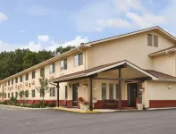 Super 8 by Wyndham Newburgh/West Point Near Stewart Airport Hotels in Orange County