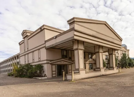 BA Hotel Отели в г. Ред-Дир