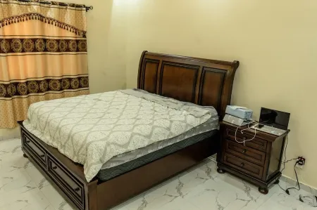 Charming 3-bedroom house with AC, WiFi and security agent in Sanguera togo