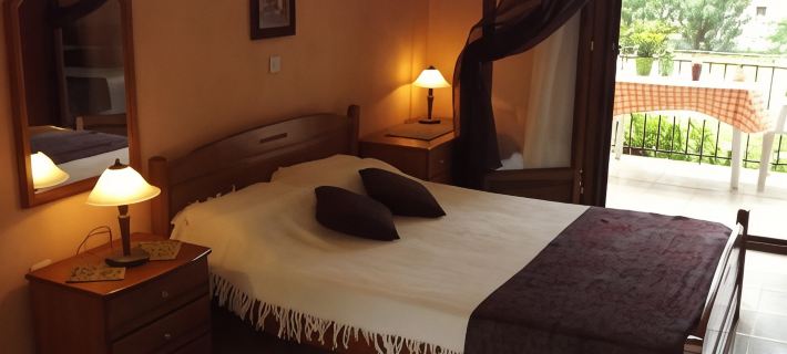 Pefka Studios & Apartments Hotels in Dimos Sithonia