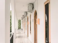 HANAYA Living House Pacitan Hotels in Pacitan