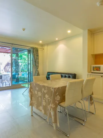 รูปภาพของ1 Bedroom Beach Side Condo