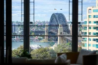 Seaside CBD/Luxury 3 bedrooms/6 people/2 parking spaces/Unbeatable view/Convenient transportation