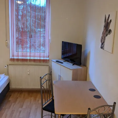 Hostel Vorharz Quedlinburg Отели рядом с достопримечательностью «Замок Кведлинбурга»